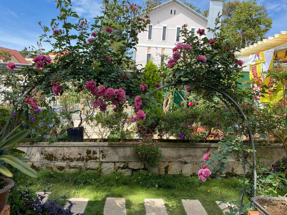 Homestay Khu Vườn Hoàng Gia Đà Lạt Extérieur photo